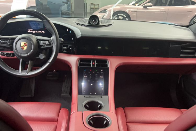 Used Porsche Taycan 2022-Year Updated Taycan
