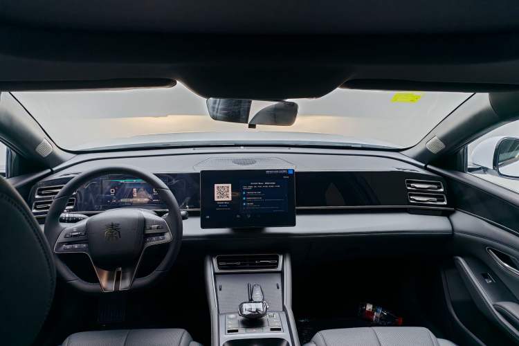 Used BYD Qin L 2024 DM-i 120KM Beyond Model