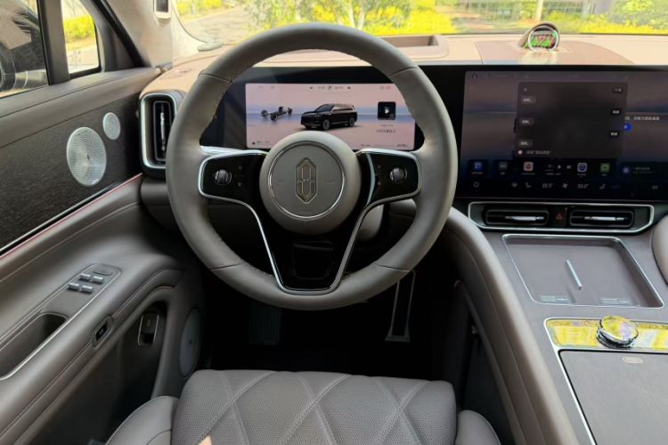 Used Hima AITO M9 2025 Extended-Range Ultra Version 52 kWh 6-Seater Interior 7