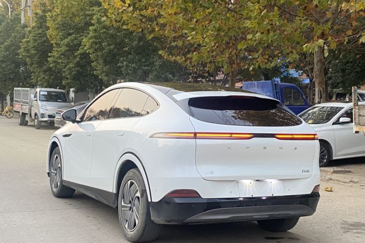 Used XPeng G6 2023 580 Long-Range Pro Exterior 2