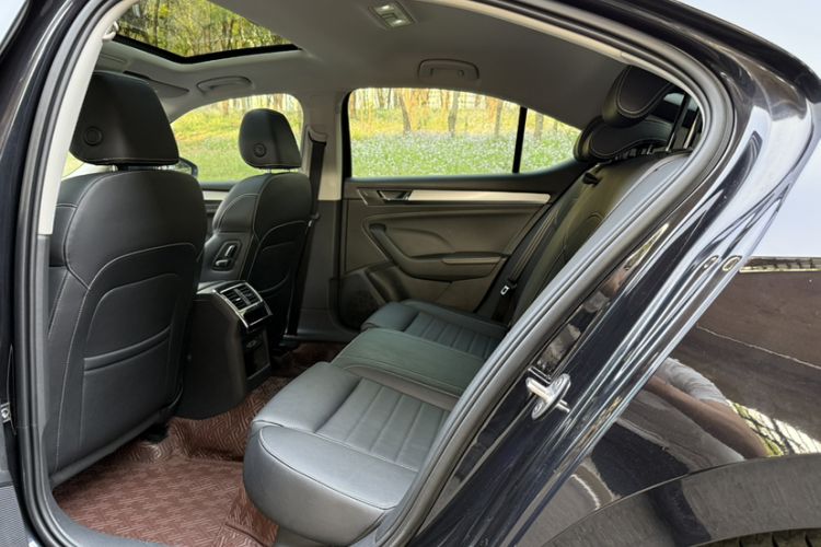 Used Skoda Superb 2019 Restyled TSI330 DSG Comfort Edition Interior 6