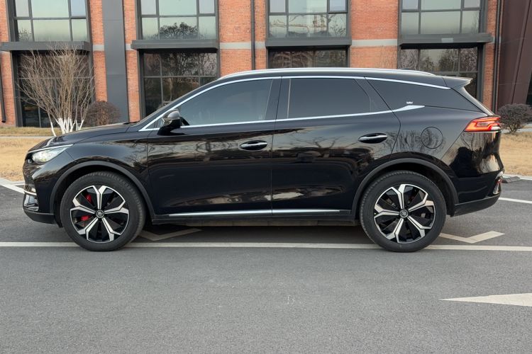 Used BYD Tang New Energy 2022 EV 730KM Luxury Model