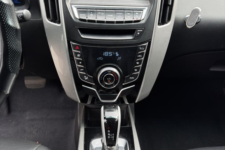 Used Luxgen U6 SUV 2017 1.8T Tech Value Model