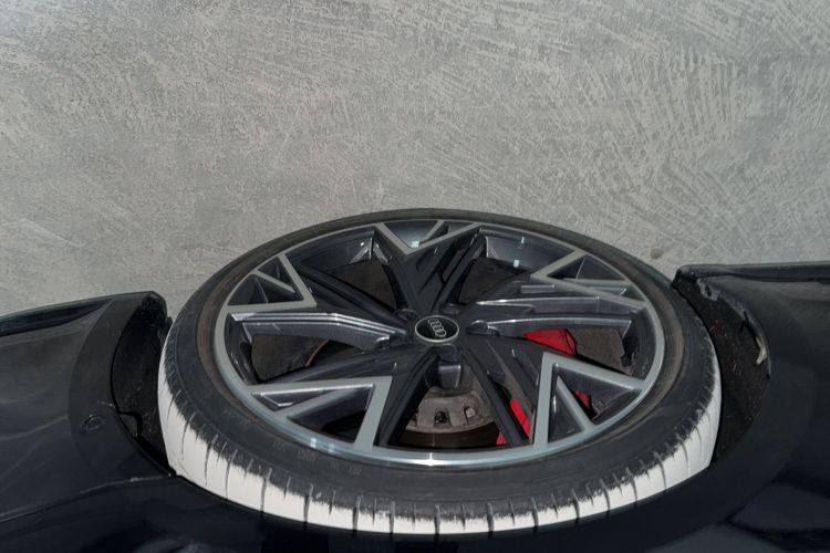 Used Audi A7L 2024 55 TFSI quattro Black Warrior Edition Exterior 2