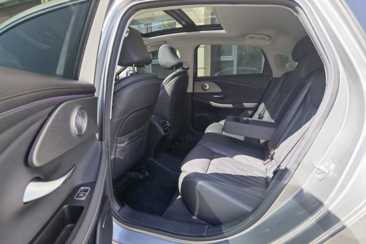 Used Chery Arrizo 8 2024 1.6T DCT Rui