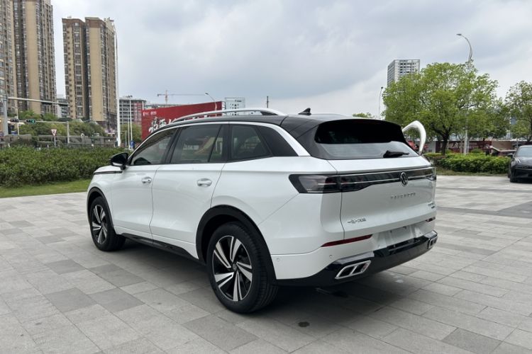 Used Volkswagen Tavendor 2023 380TSI Four-Wheel Drive R-Line Cruise Edition Exterior 9