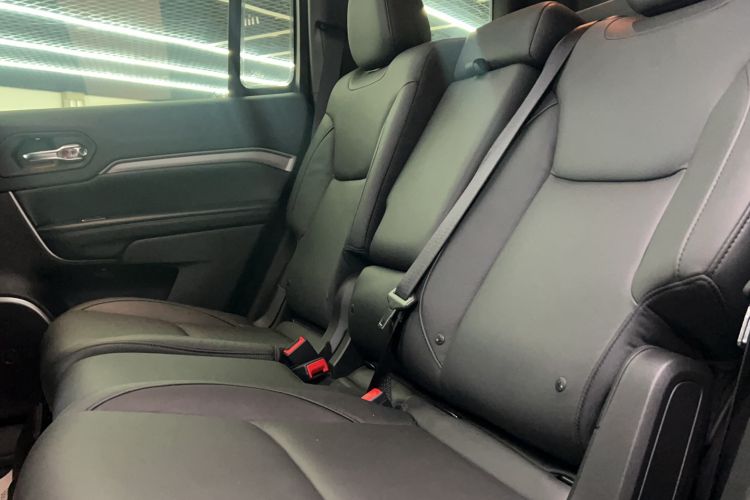 Used Jeep Grand Commander 2018 2.0T Two-Wheel Drive Enjoy Edition China V