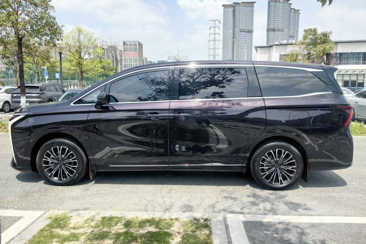 Used FORTHING Xinghai V9 2024 1.5TD 200km Qingyunti Series Premium Version