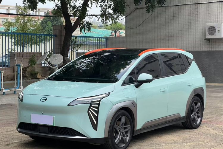 Used AION Y 2022 Plus 70 Tech Edition