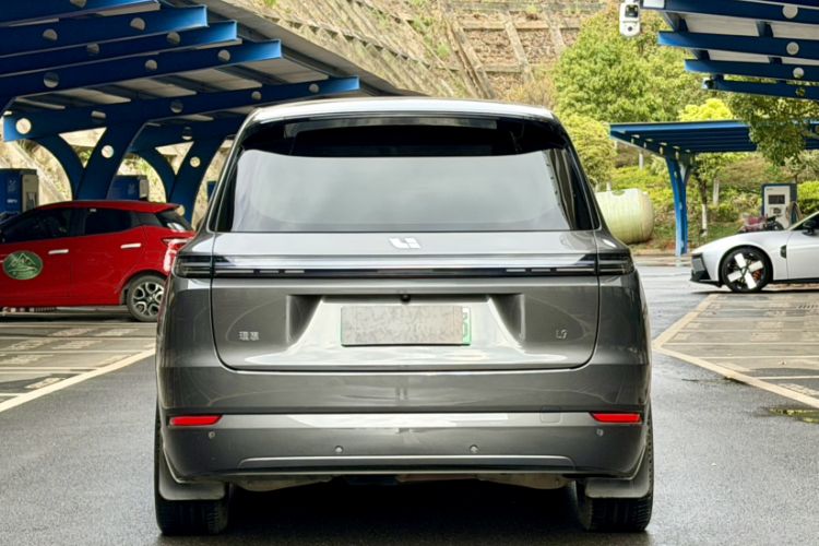 Used Li Auto L9 2022 Max model
