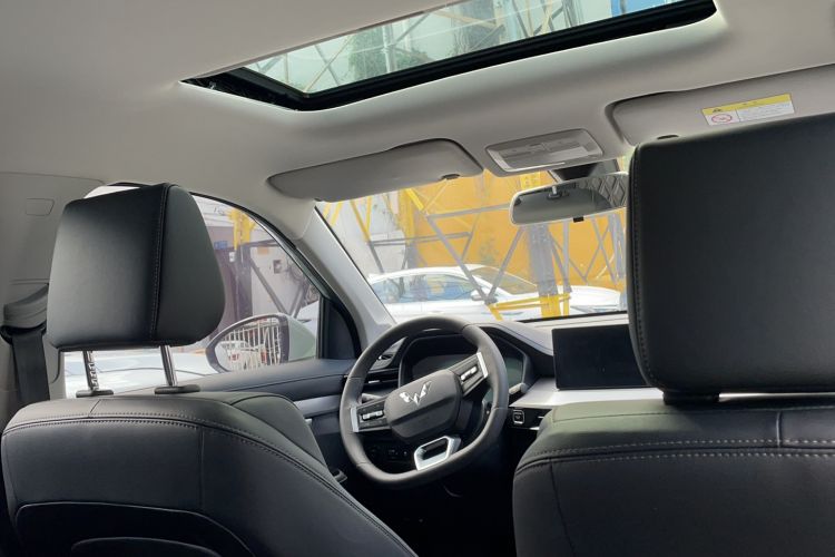 Used Wuling Asta 2022 2.0L DHT Electric-Speed Version