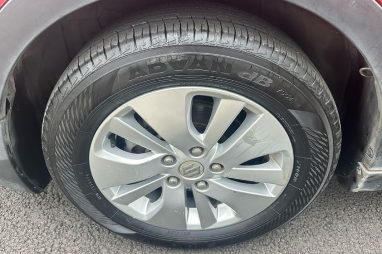 Used Suzuki S-Cross 2014 1.6L CVT Two-Wheel Drive Elite Version
