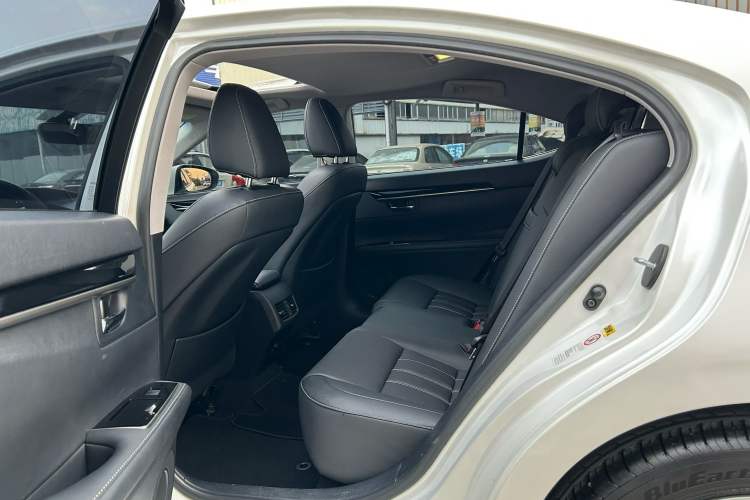 Used Lexus ES 2015 200 Elite Edition