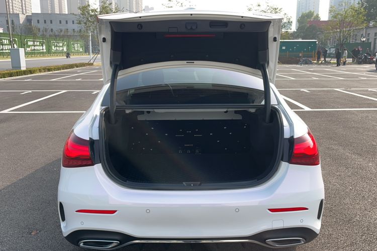 Used Mercedes-Benz A-Class 2023 A 200 L Fashion Model
