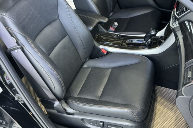 Used Honda Accord 2015 3.0L VTI Prestige Edition