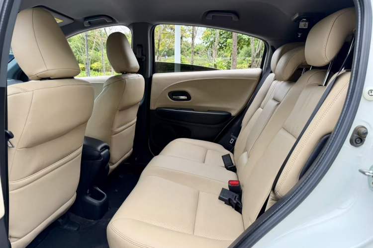 Used Honda XR-V 2020 220TURBO CVT Comfort Version Interior 2