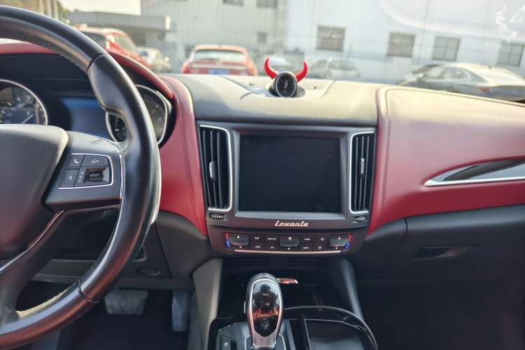 Used Maserati Levante 2016 3.0T Standard Edition
