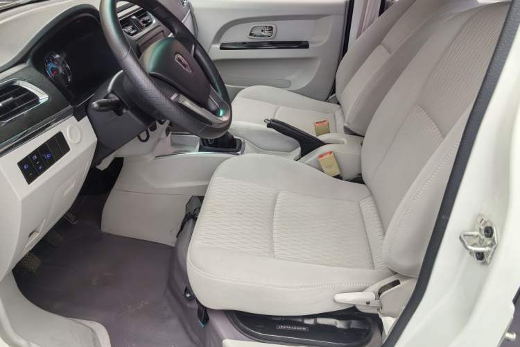 Used Jinbei New Hiace X30L 2018 1.5L Wealth Edition DLCG14
