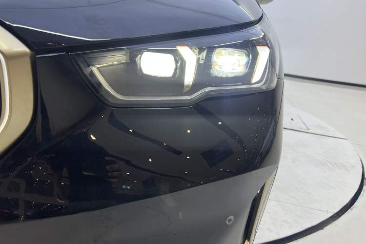 Used BMW 5 Series 2024 525Li Luxury Package