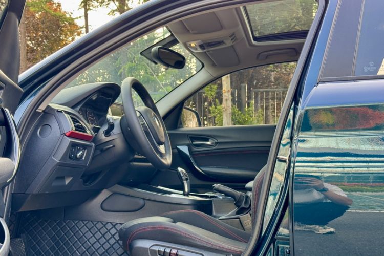 Used BMW 1 Series 2015 120i Sport Design Package
