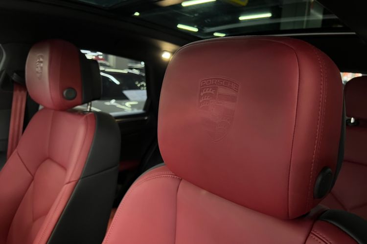 Used Porsche Macan 2022 Macan 2.0T Interior 5