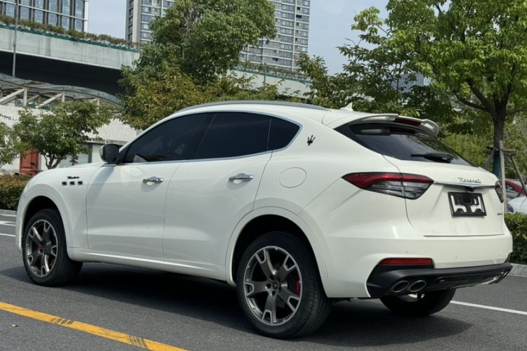 Used Maserati Levante 2023 3.0T Modena
