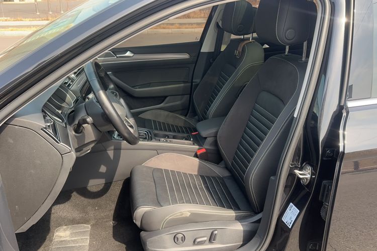 Used Volkswagen Magotan 2020 330TSI DSG Leading Model Left Front Seat