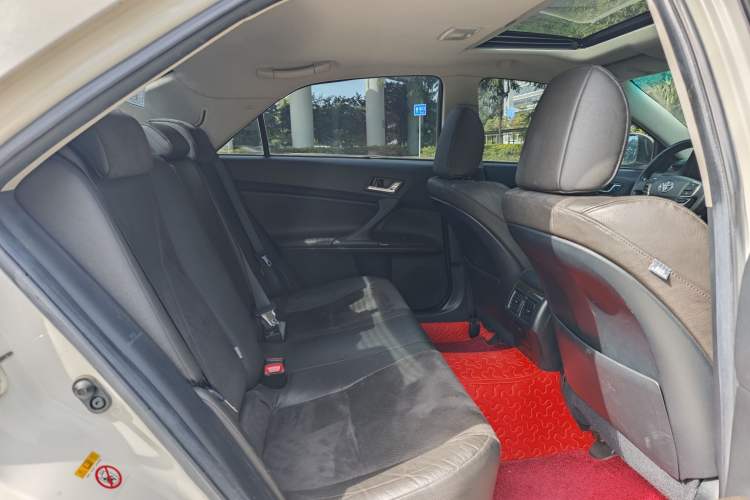 Used Toyota Reiz 2013 2.5V Shangrui Edition Interior 1