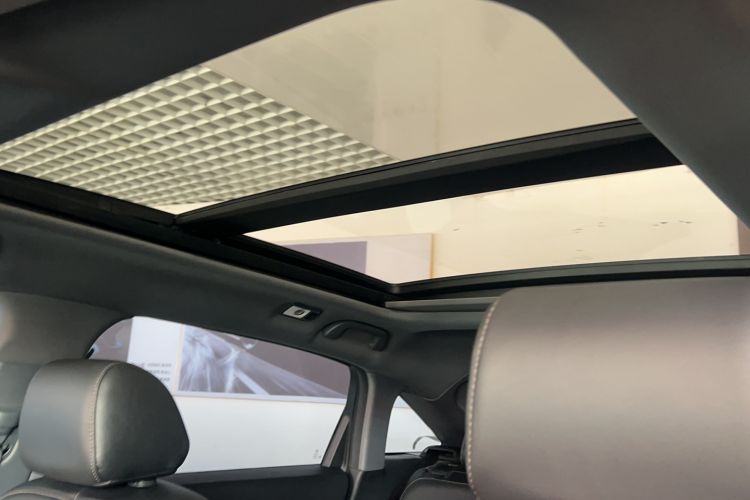 Used Honda UR-V 2020 240TURBO Two-Wheel Drive Zhiyue Version Headliner