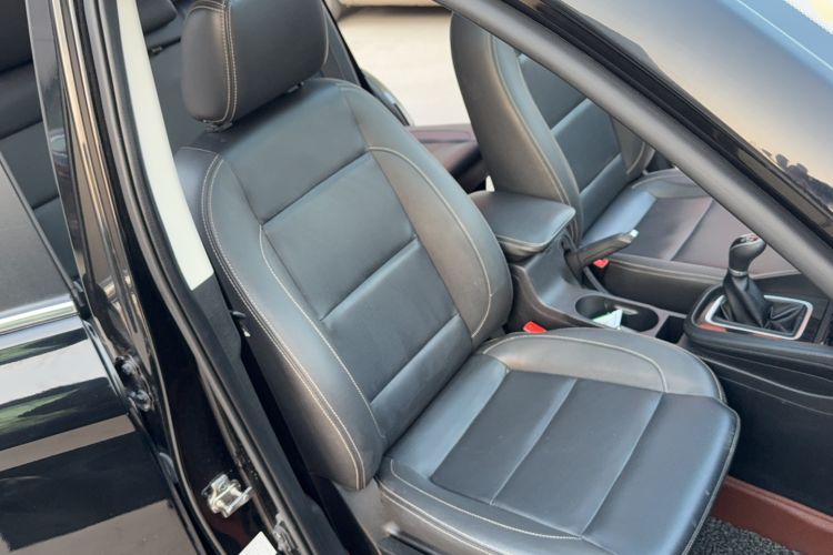 Used SWM X7 2016 1.8L Manual Luxury Edition 7 Seats
