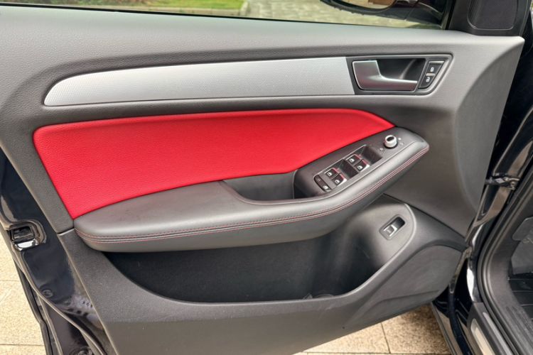 Used Audi Q5 2017 Plus 40 TFSI Technology Model Interior 10