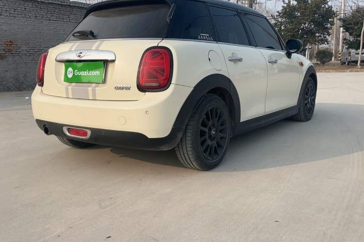 Used MINI MINI 2015 1.5T COOPER Fun Five-Door Edition