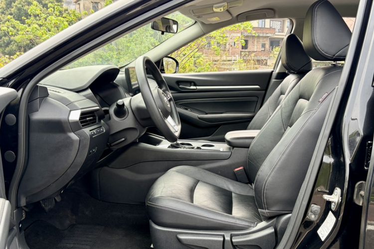 Used Nissan Teana 2021 2.0L XE Exclusive Edition Interior 6