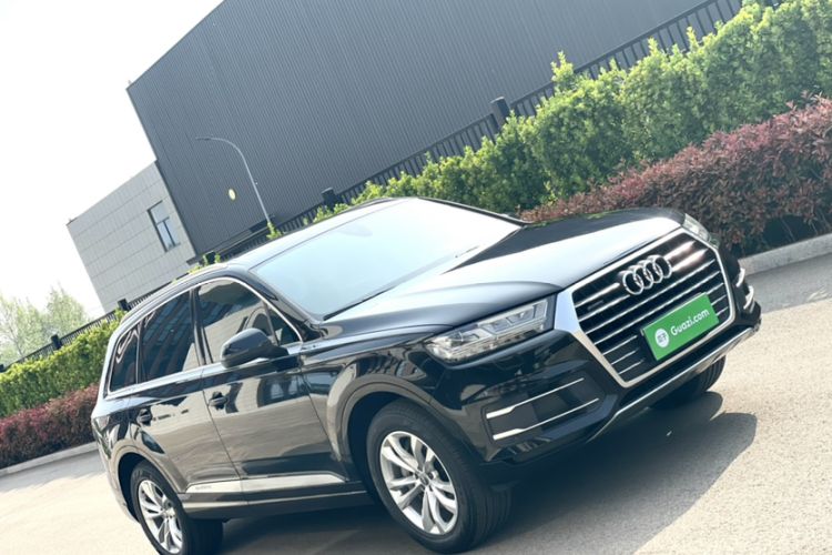 Used Audi Q7 2019 45 TFSI Comfort Model
