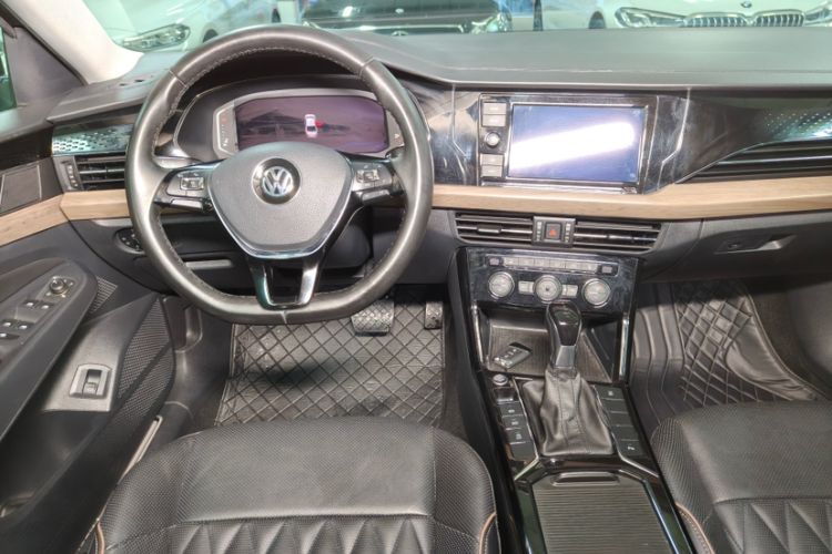 Used Volkswagen Passat 2019 330TSI Luxury Edition China V Standard