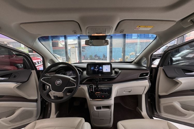 Used Buick GL8 2023 Land Executive Class Smart Enjoyment Model
