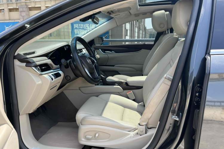 Used Cadillac XTS 2014 28T Comfort Version
