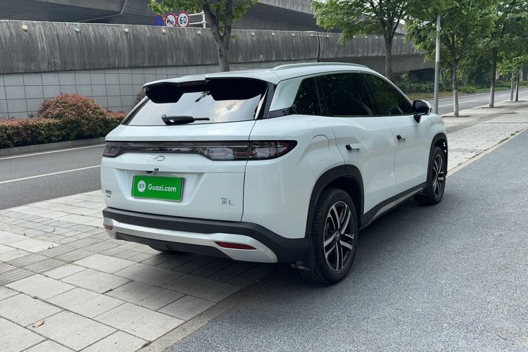 Used BYD Song L DM-i 2024 112 km Leading Edition Rear Right 45 Deg