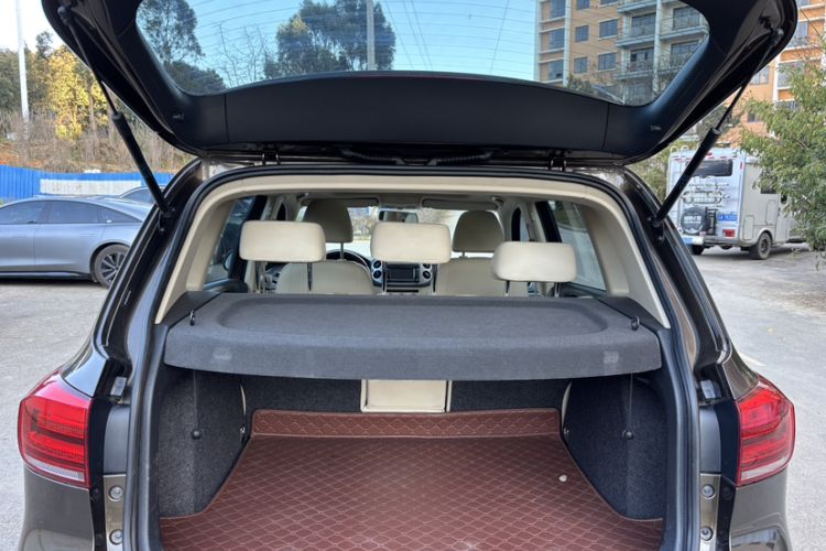 Used Volkswagen Tiguan L 2013 1.8TSI Automatic Two-Wheel Drive Luxury Model