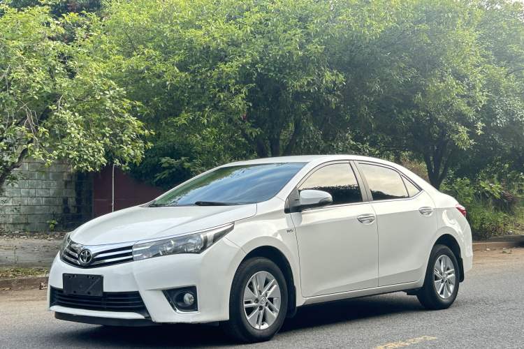 Used Toyota Corolla 2017 1.6L CVT GL Guazi used car, China used car export, Used car for sale, Used  cars, Cheapest cars for sale