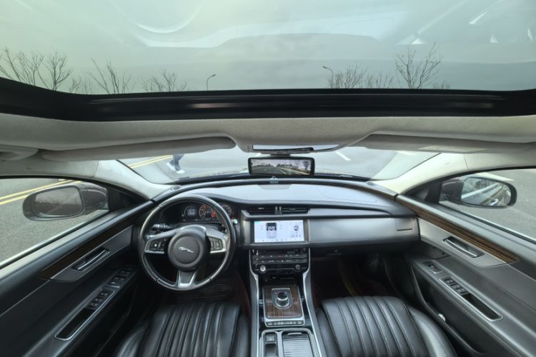 Used Jaguar XFL 2018 XFL 3.0 SC 340 PS Luxury Edition
