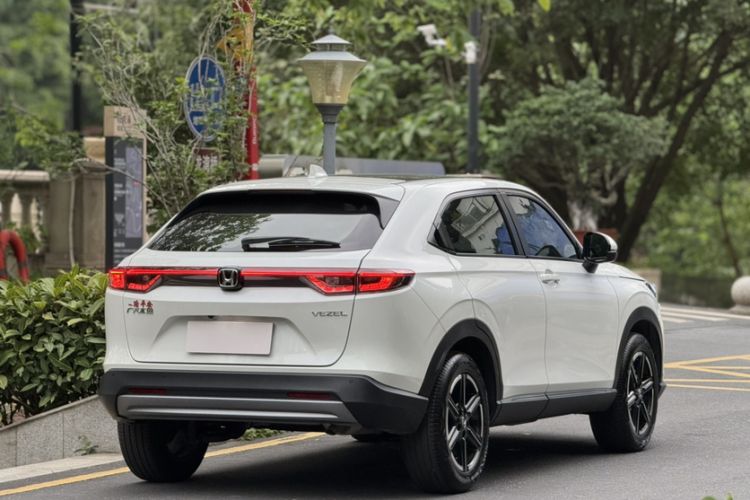 Used Honda Vezel 2023 1.5L CVT Tech Edition Exterior 1