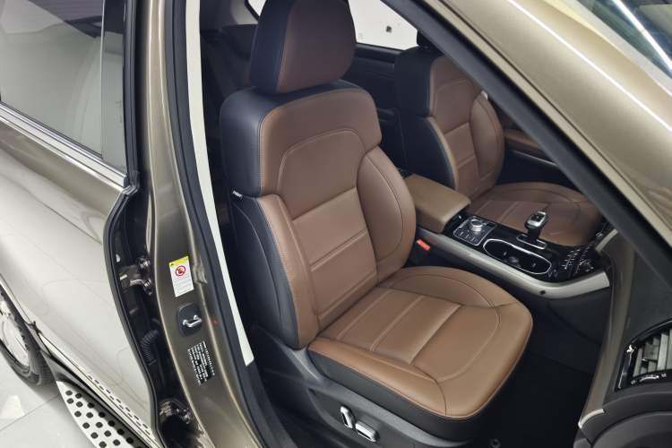 Used Haval H8 2017 2.0T Gasoline 4x4 Smart Enjoyment Version