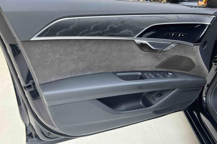 Used Audi A8 2019 Plus A8L 50 TFSI quattro Comfort Model Interior 10