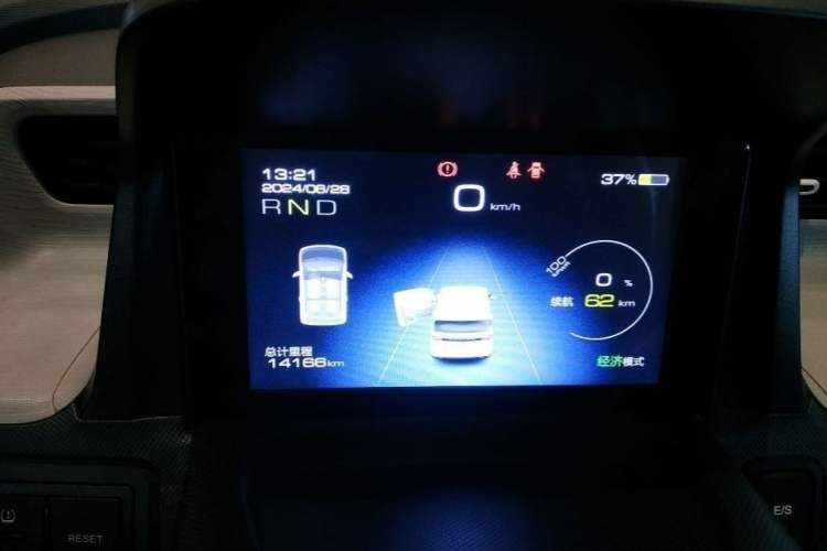 Used Wuling Hongguang MINIEV 2022 Macaron Premium Model – Lithium Iron Phosphate