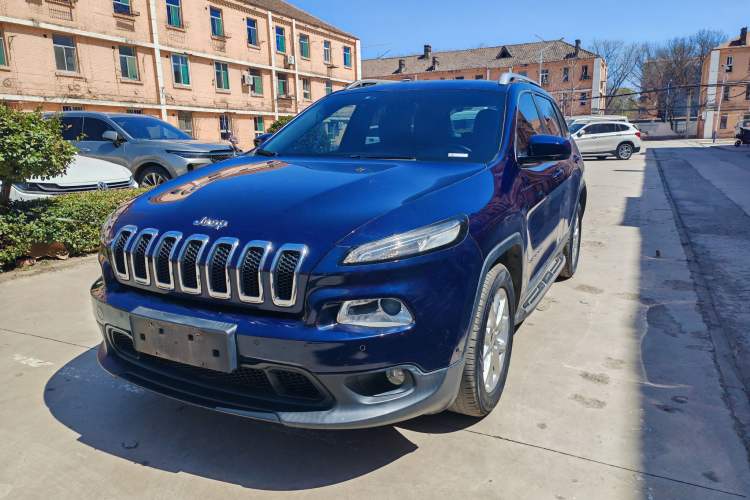 Used Jeep Cherokee 2016 2.4L Leading Edition