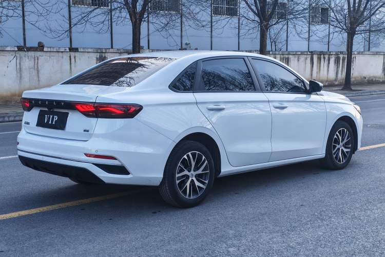 Used Geely Auto Emgrand 2026 Model 4th Generation 4 Millionth Anniversary Edition 1.5L Manual Overdrive Edition