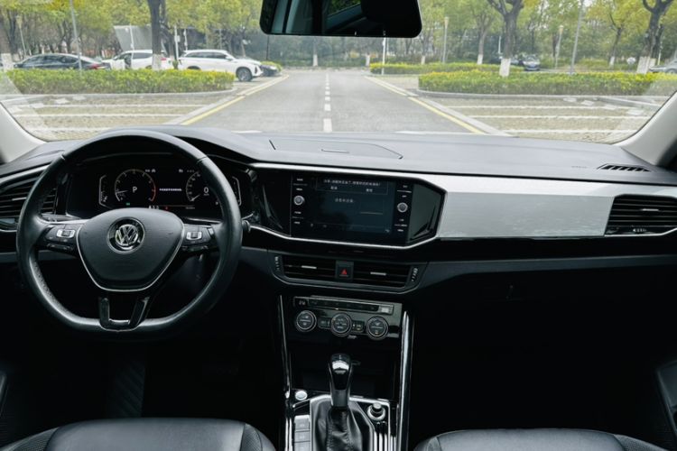 Used Volkswagen Tayron 2019 330TSI Two-Wheel-Drive Luxury Plus China VI Standard
