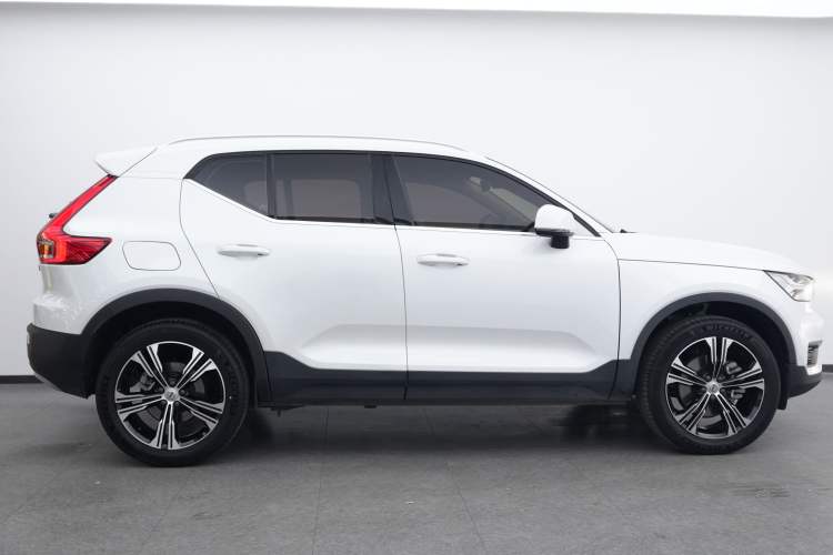 Used Volvo XC40 2022 T4 Four-Wheel Drive Smart & Luxurious Edition