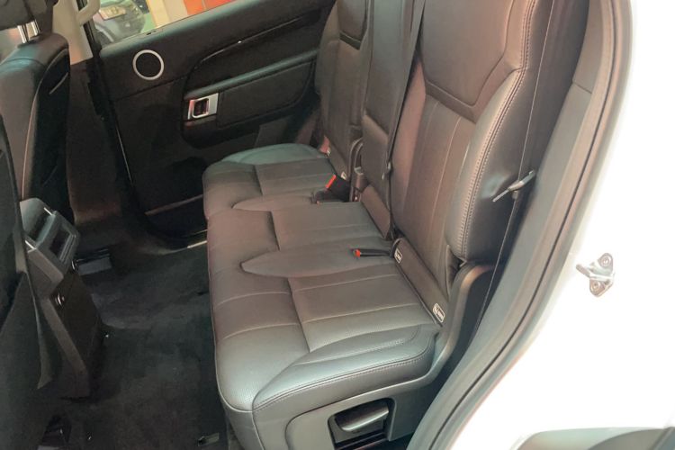 Used Land Rover Discovery 2018 3.0 SC V6 SE
